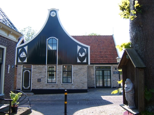 Kerkelijk centrum De Parel